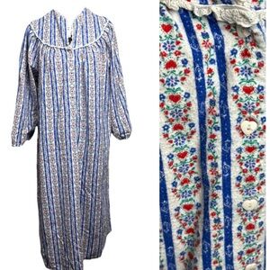 Lanz of Salzburg Nightgown pajama SZ Large White Blue Floral 100% Cotton Flannel